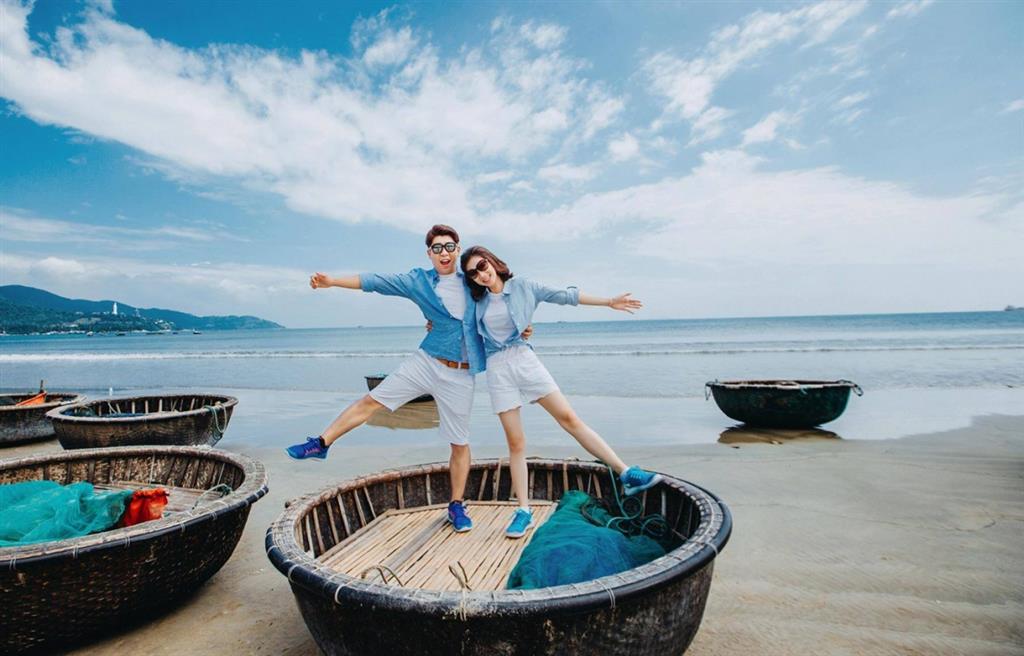 Đ&agrave; Nẵng nổi tiếng với những b&atilde;i biển tuyệt đẹp