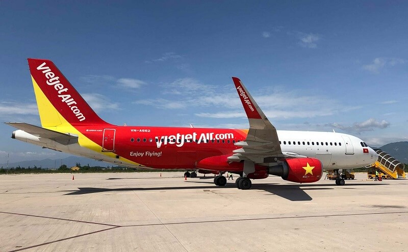 Vietjet v&agrave; Jetstar l&agrave; 2 h&atilde;ng h&agrave;ng kh&ocirc;ng gi&aacute; rẻ được nhiều người lựa chọn cho chuyến bay nội địa