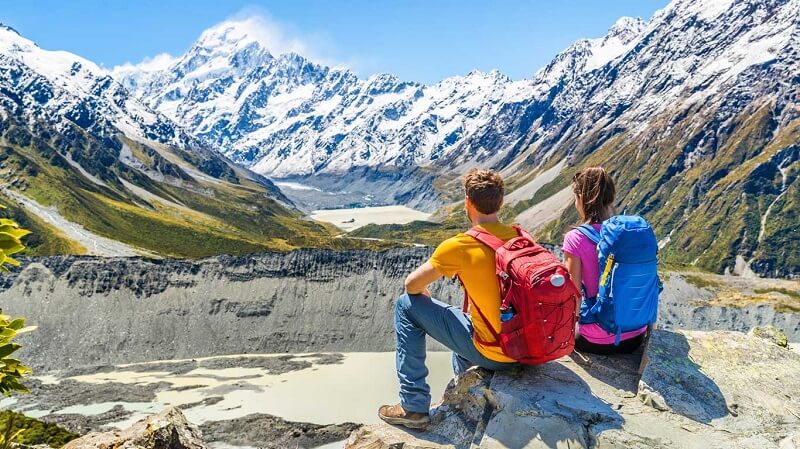 Để giữ đúng ngân khoản, hãy cân bằng các hoạt động phiêu lưu tốn kém với nhưng hoạt động miễn phí Để giữ đúng ngân khoản, hãy cân bằng các hoạt động phiêu lưu tốn kém với nhưng hoạt động miễn phí