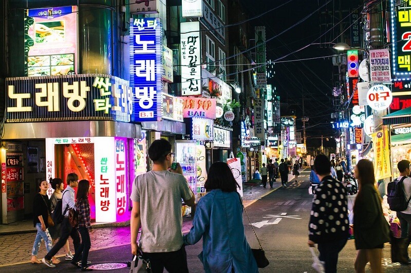 Hãy dành thời gian để khám phá Seoul vào ban đêm nhé
