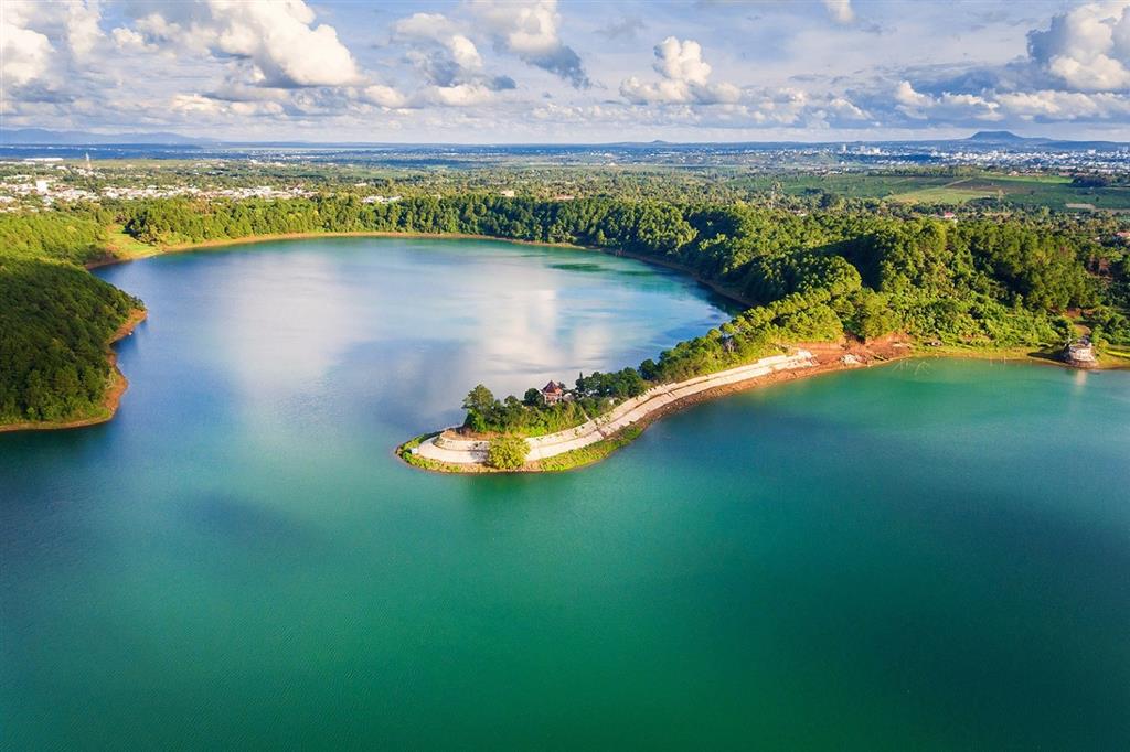 Biển hồ T’Nưng