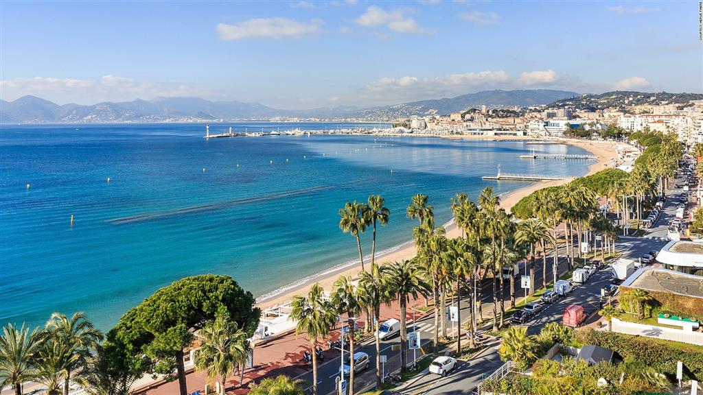 Cannes là nơi diễn ra liên hoan phim Cannes nổi tiếng Cannes là nơi diễn ra liên hoan phim Cannes nổi tiếng