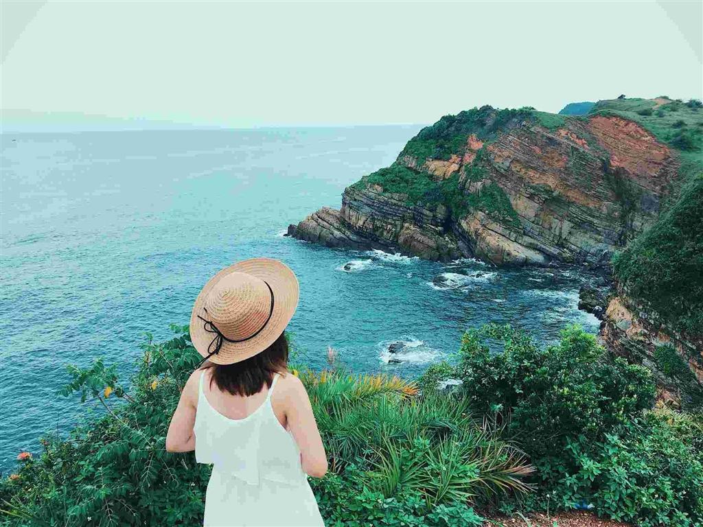 Cô Tô là địa điểm du lịch ưa thích của các bạn trẻ miền Bắc