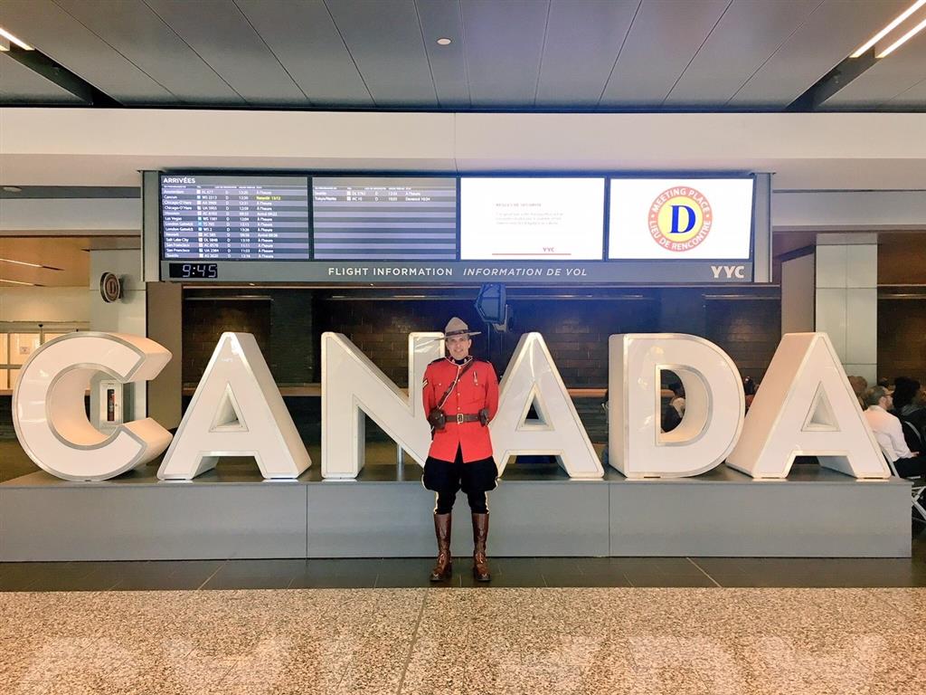 Đặt vé máy bay đi Canada giá tốt tại Etrip4u