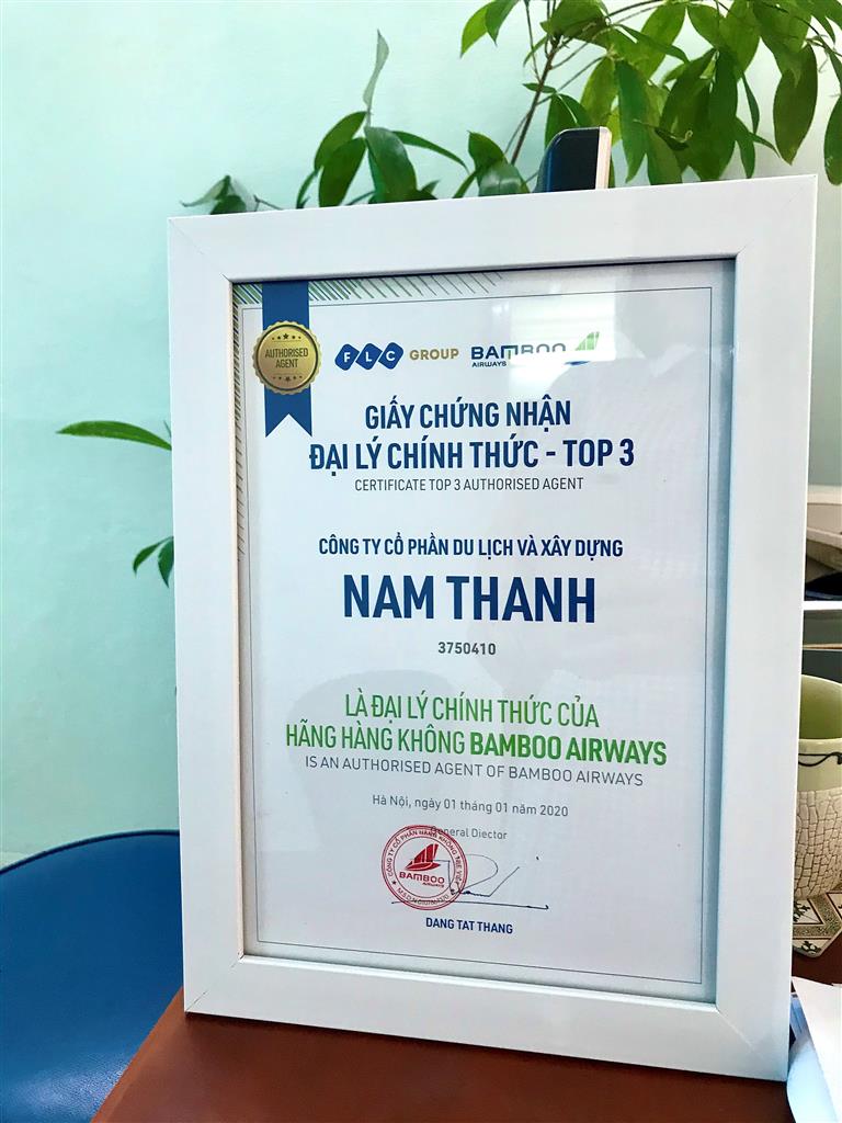 Giấy chứng nhận đại lý Top 3 của Bamboo Airways dành cho Nam Thanh Giấy chứng nhận đại lý Top 3 của Bamboo Airways dành cho Nam Thanh