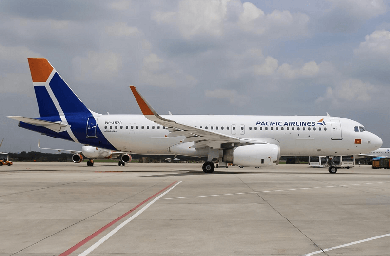 Máy bay Pacific Airlines
