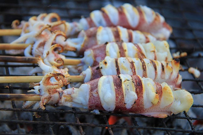 Mực nướng là một trong những món khá phổ biến trên các con đường tại trung tâm Seoul