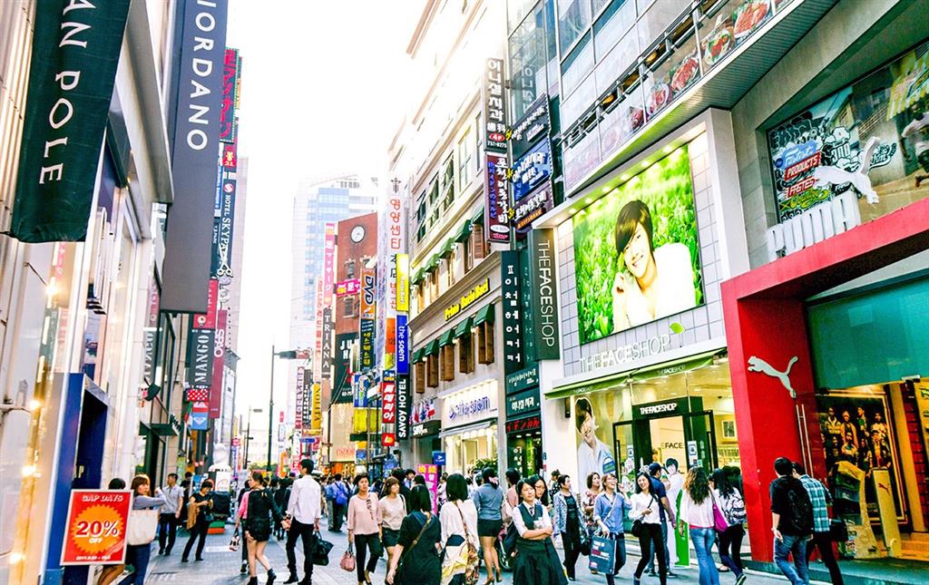 Khu mua sắm Myeongdong