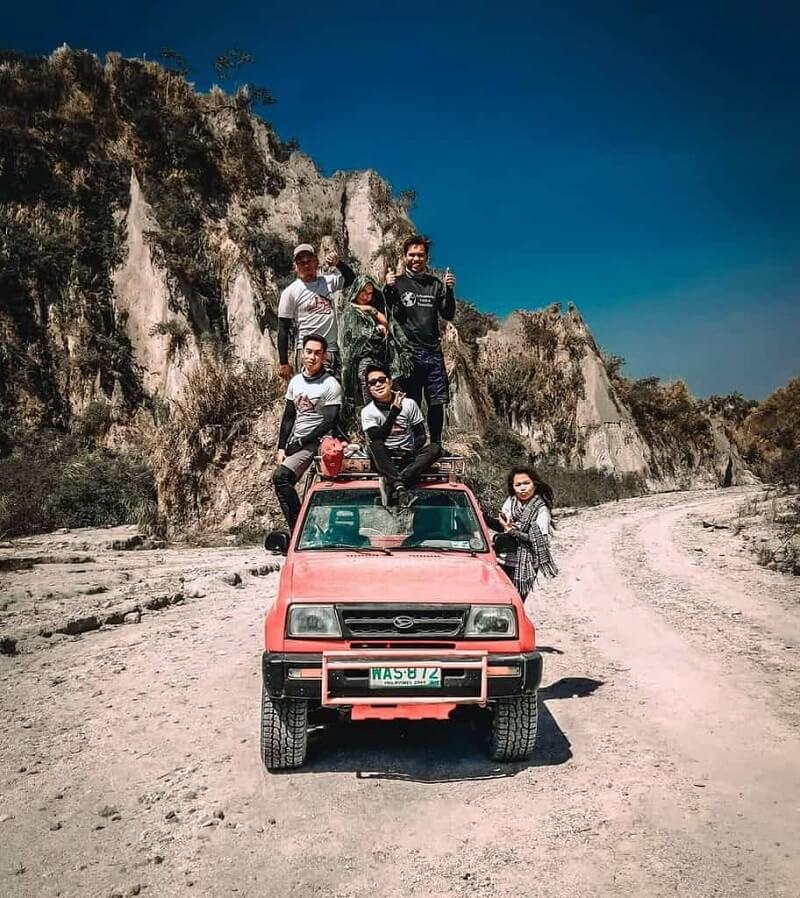 Bạn có thể đi xe Jeep để tới Mt Pinatubo Bạn có thể đi xe Jeep để tới Mt Pinatubo