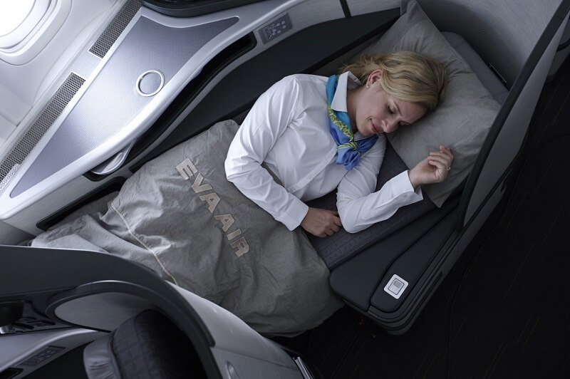 Hạng Royal Laurel Class mang tới không gian nghỉ ngơi thoải mái cho hành khách