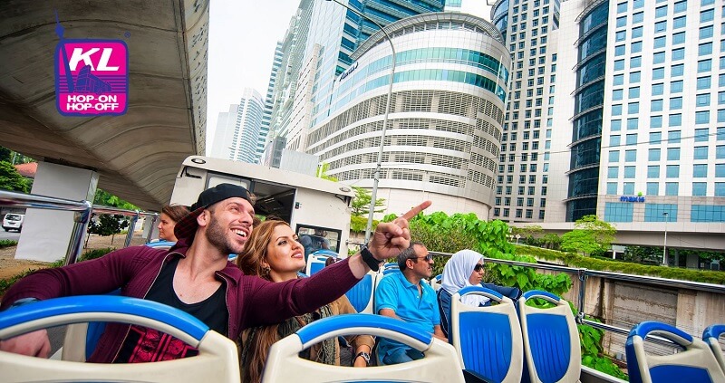 Tham quan thành phố bằng xe bus 2 tầng là 1 trải nghiệm bạn không nên bỏ qua Tham quan thành phố bằng xe bus 2 tầng là 1 trải nghiệm bạn không nên bỏ qua