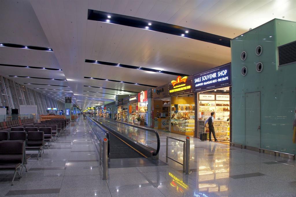 Nội Bài cung cấp nhiều dịch vụ hiện đại để phục vụ khách hàng