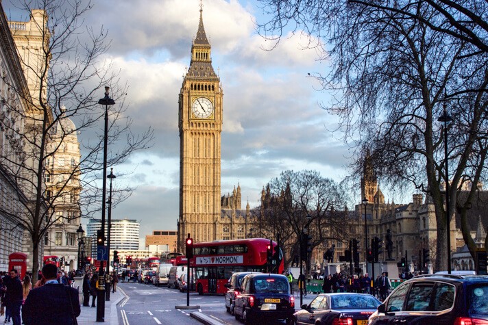 Tháng 8 là tháng cao điểm của du lịch Anh