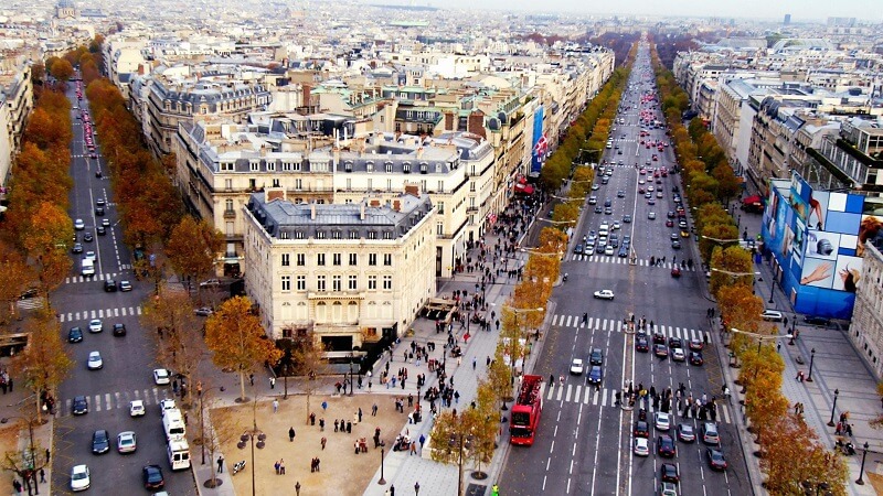 Du lịch Pháp vào mùa cao điểm bạn sẽ phải trả chi phí khá đắt đỏ Du lịch Pháp vào mùa cao điểm bạn sẽ phải trả chi phí khá đắt đỏ