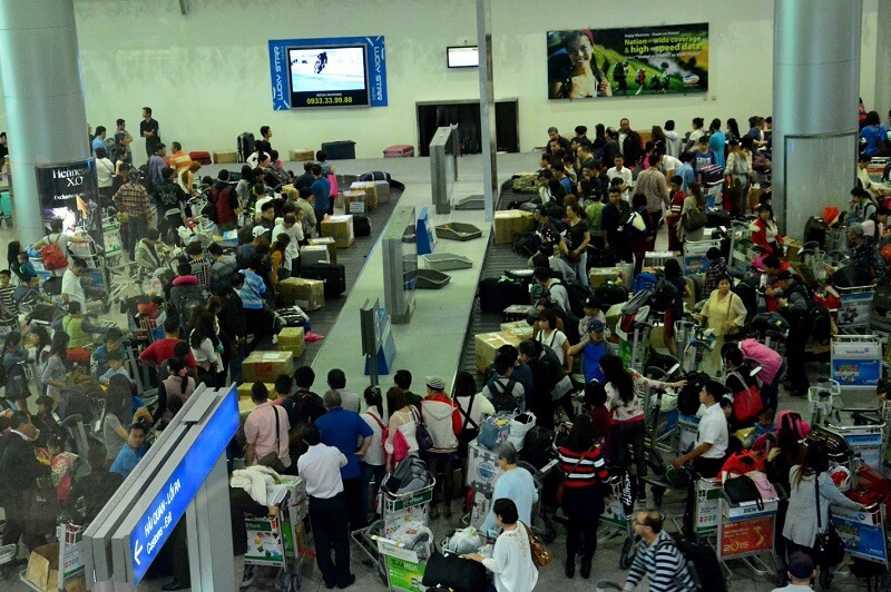 Vào dịp Tết, sân bay luôn trong tình trạng đông đúc Vào dịp Tết, sân bay luôn trong tình trạng đông đúc